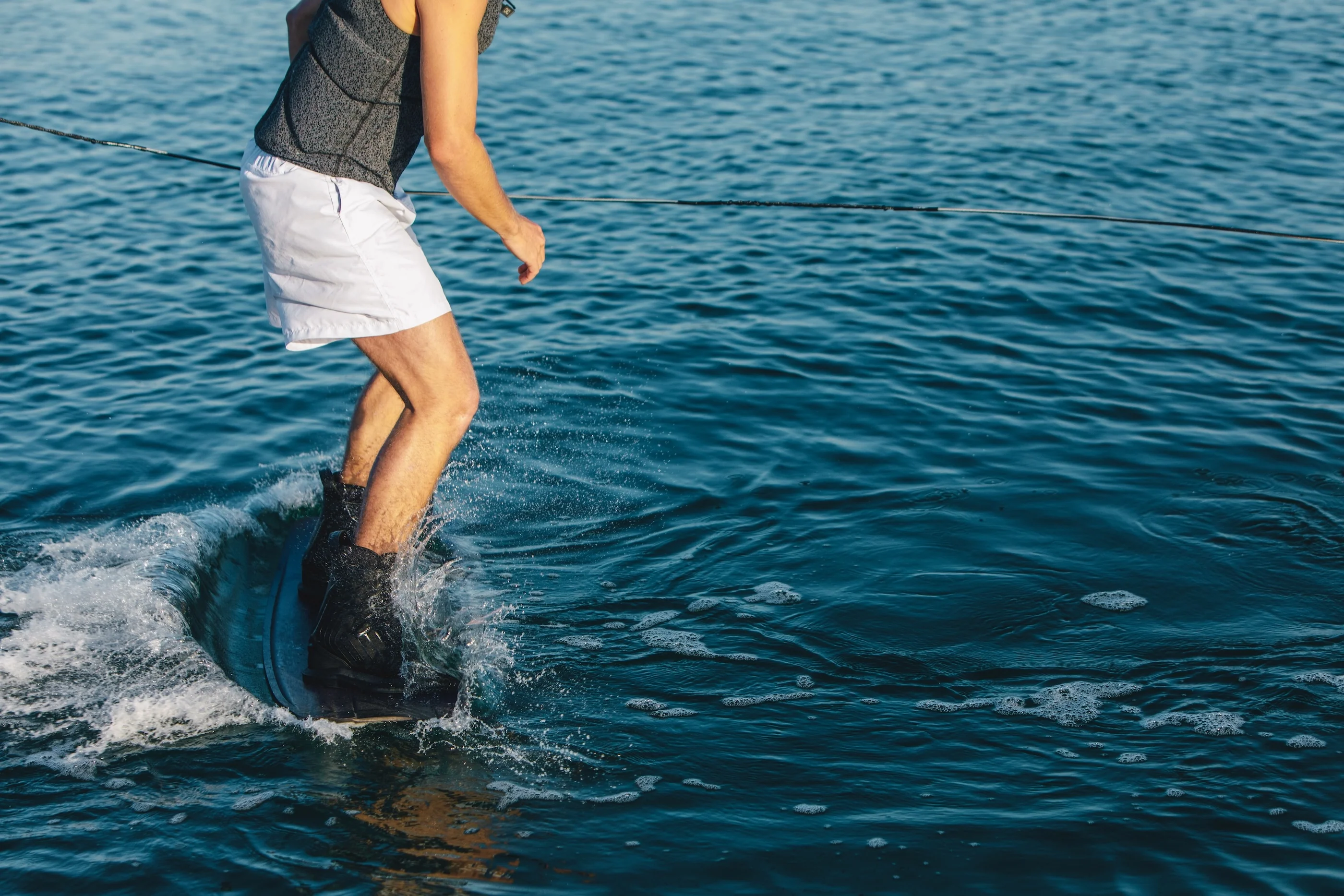 Ronix One Legacy w/ One Intuition+ Wakeboard Package 2026 - Image 4