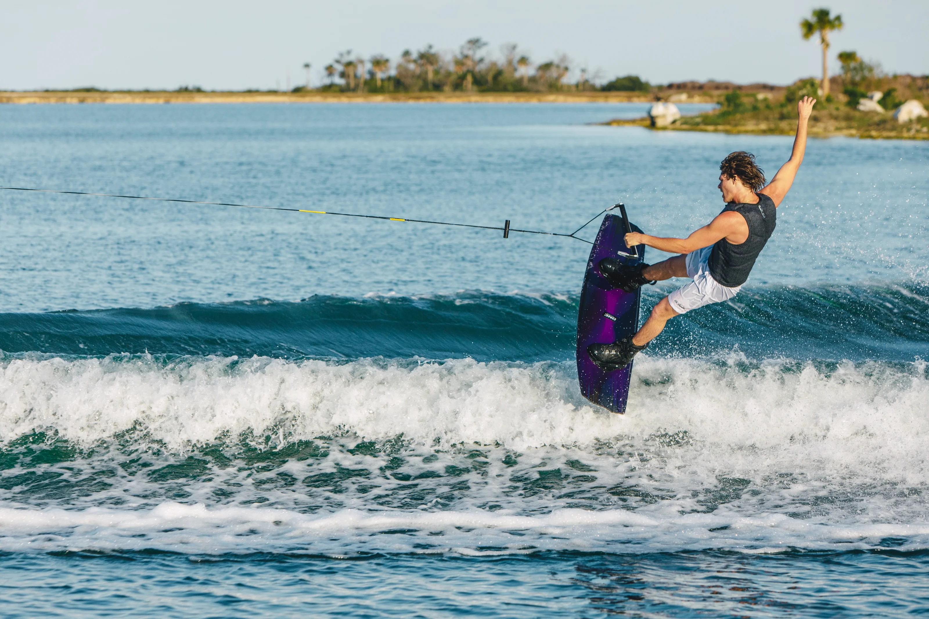 Ronix One Legacy w/ One Intuition+ Wakeboard Package 2026 - Image 6